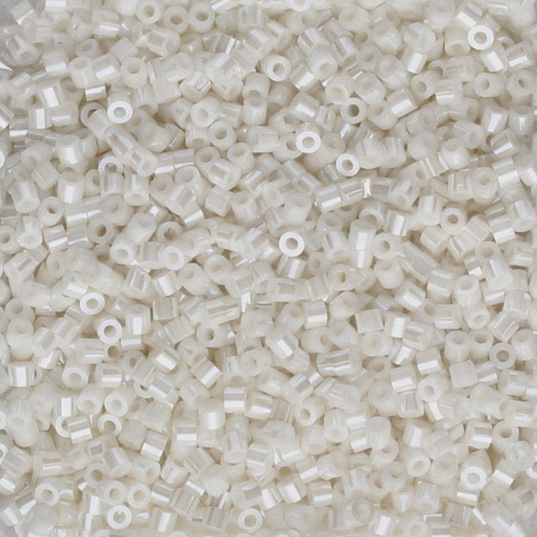 11/0 Linea - Pearl 30g Bag