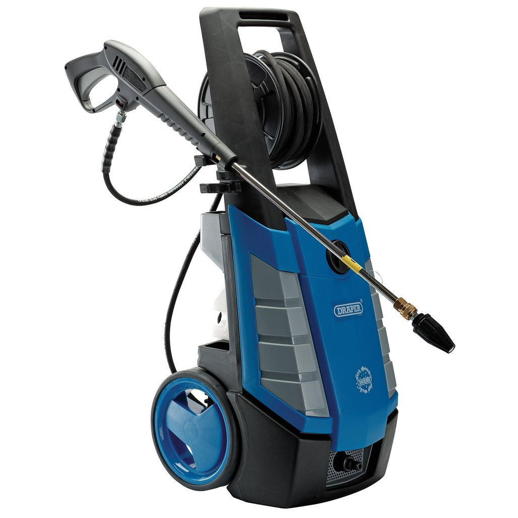 Pressure Washer with Total Stop Feature 