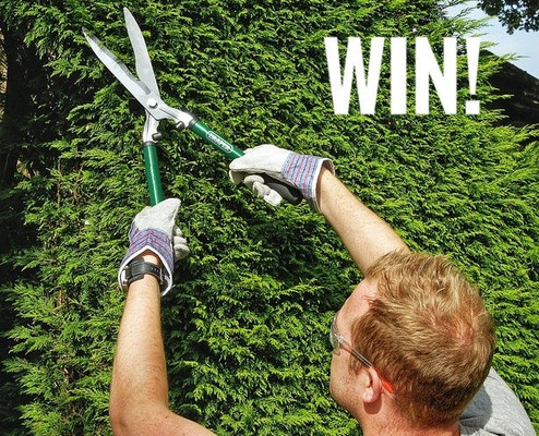 WIN! A 3 Piece Lopper, Shears And Secateur Set