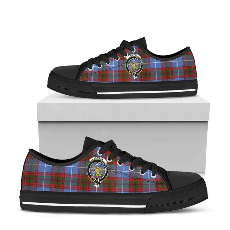 Scottish Newton Clan Crest Tartan Low Top Shoes Black Sole Tartan Blether