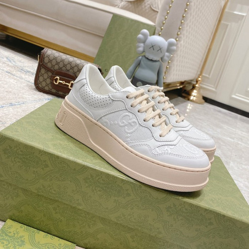 High quality replica UA Gucci GG embossed sneaker white canvas, Sneaker