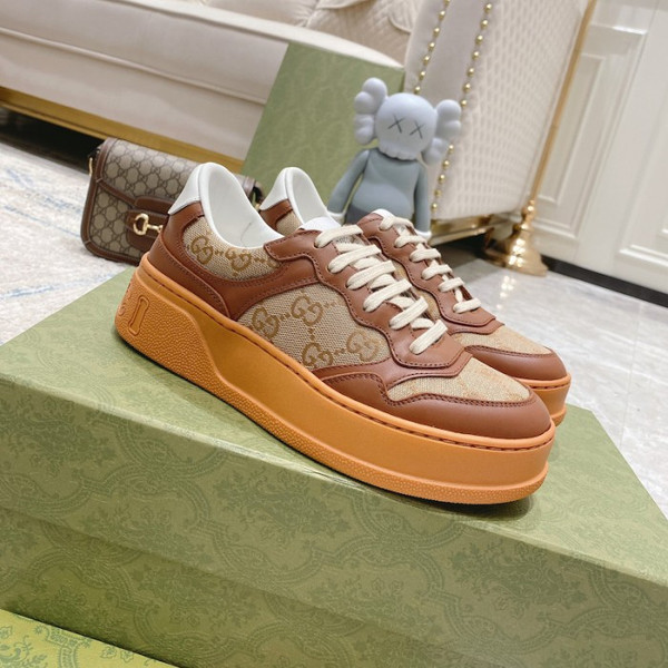 High quality replica UA Gucci GG embossed sneaker brown canvas, Sneaker