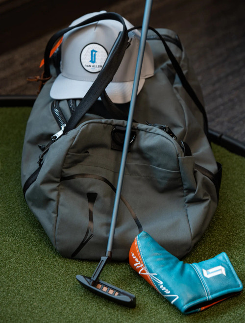 Signature Series | Archie Blade Putter | Carbon Steel Face 