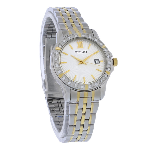 Seiko Essentials นาฬิกาข้อมือสุภาพสตรี หน้าปัดสีเงิน คริสตัล ทูโทน ควอตซ์ sur732