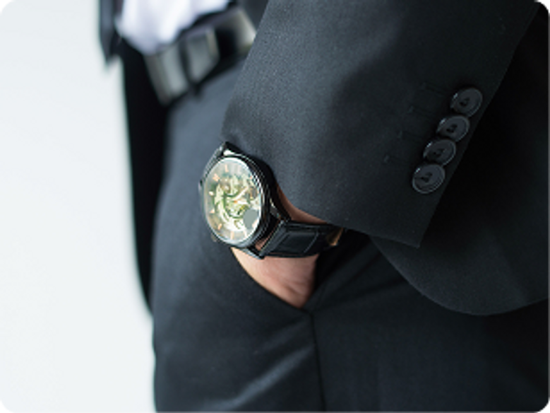Quartz Watches: A Watch never needs winding