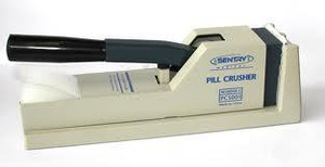 PILL CRUSHER POUCH RIBBED WITH BEVELED SEAM 20 X PACKS OF 50 (CARTON OF 1000)