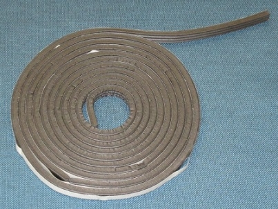 HHT Hopper Lid Gasket - 10 Feet (1-00-00248) HHT Hopper Lid Gasket - 10 Feet (1-00-00248)