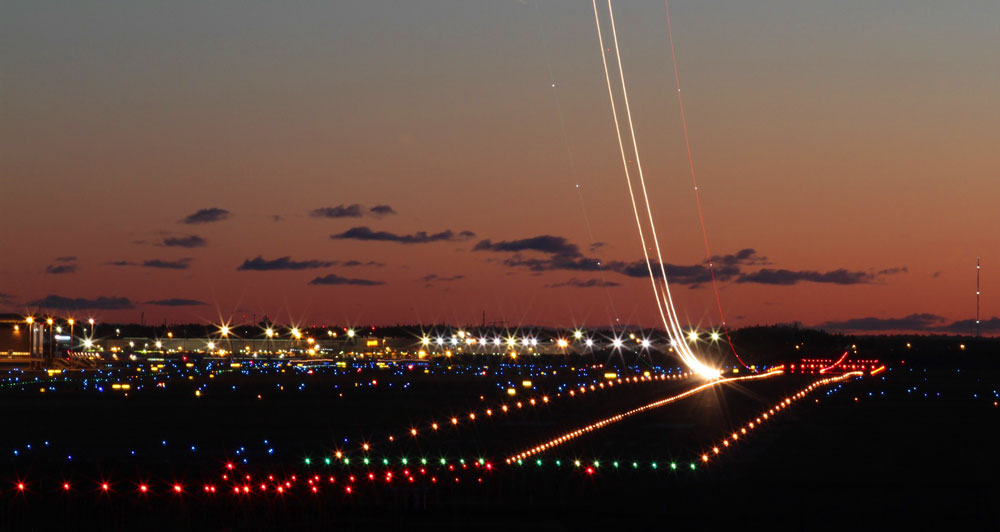 Supplier of complete airport and airfield lighting packages Genesis Lamp