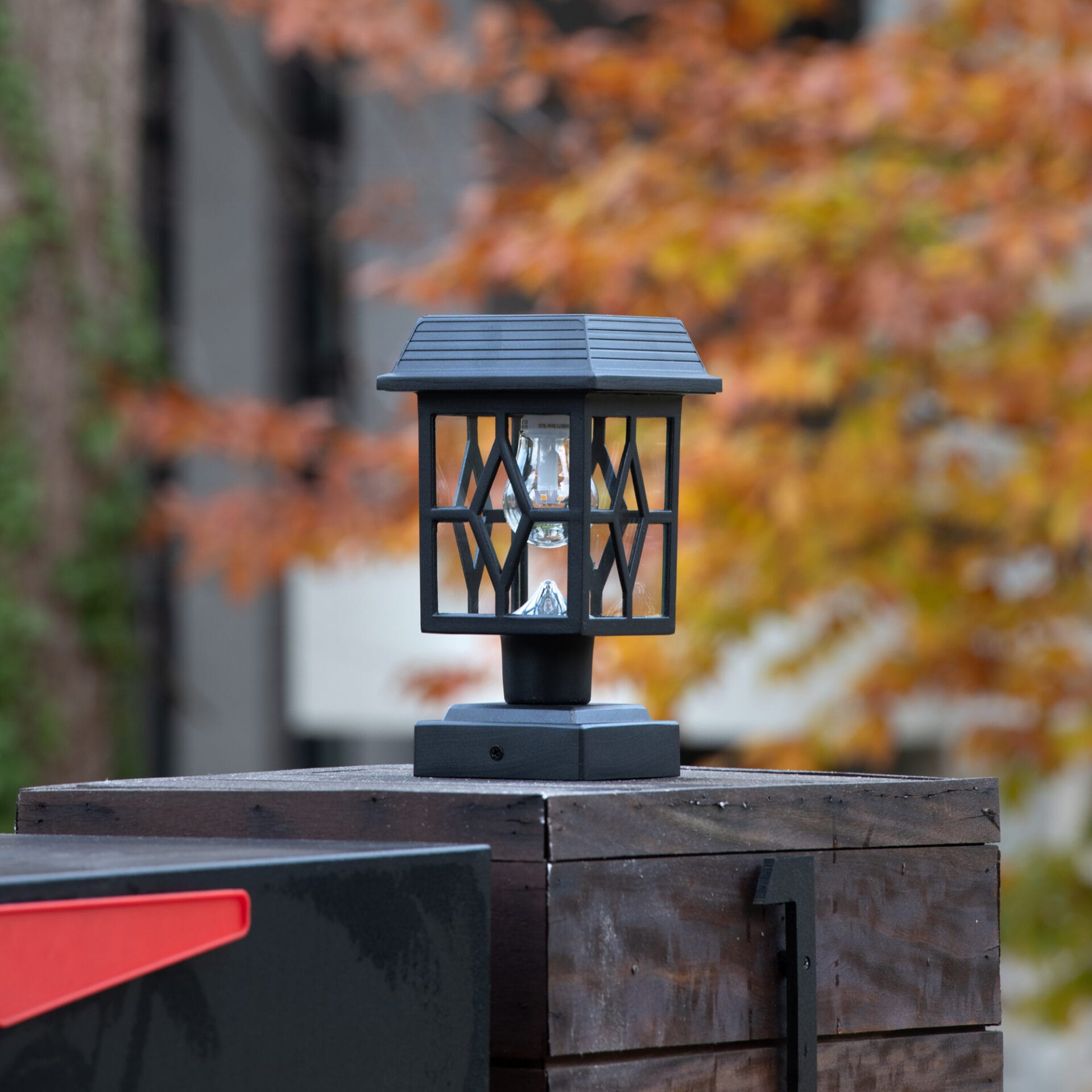 Black Solar Post Cap Lights Fit 3.5 x 3.5 Posts - 50 Lumen - Set of 2 - Thumbnail 5