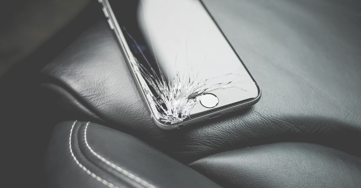 Westcoast Repairs Offers  iPhone Screen Repair Services