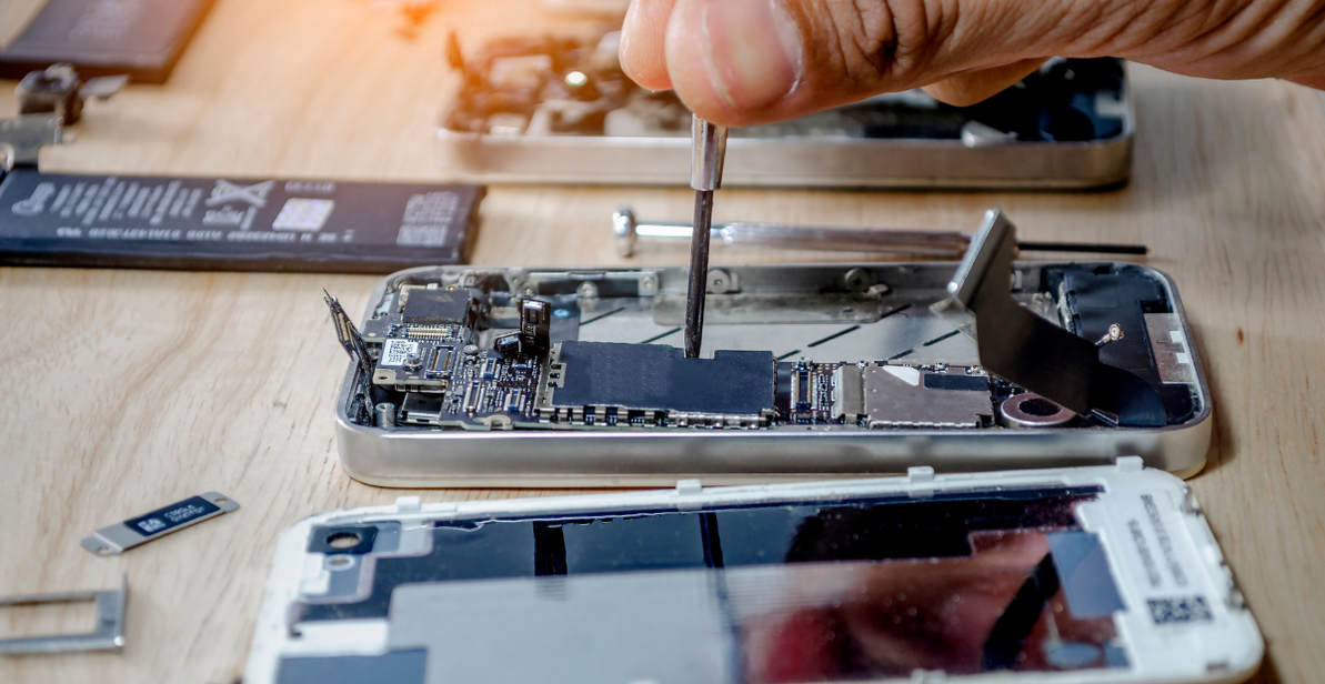 The Ultimate Guide to iPhone Repairs