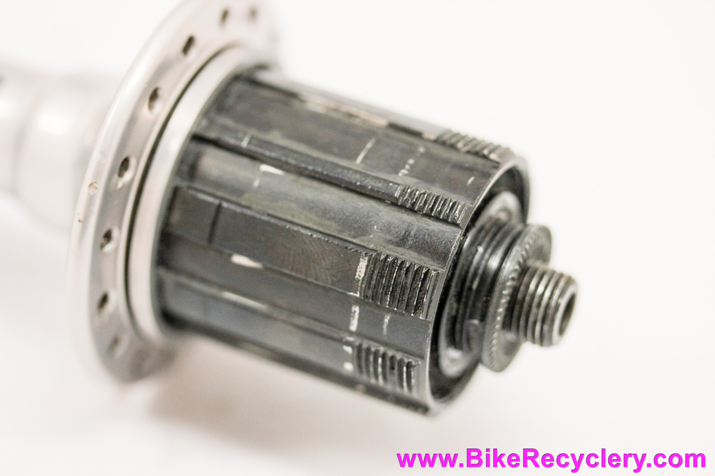 Shimano XTR M900 1st Gen Hubset: 32H x 135mm - 8 Speed - HB-M900 
