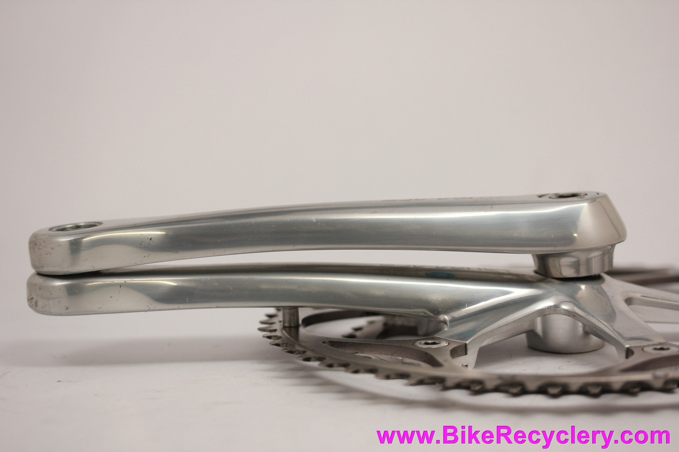 BB カートリッジ　dura-ace Shimano Dura-Ace BB-7700 Octalink V1 Bottom Bracket 68 x