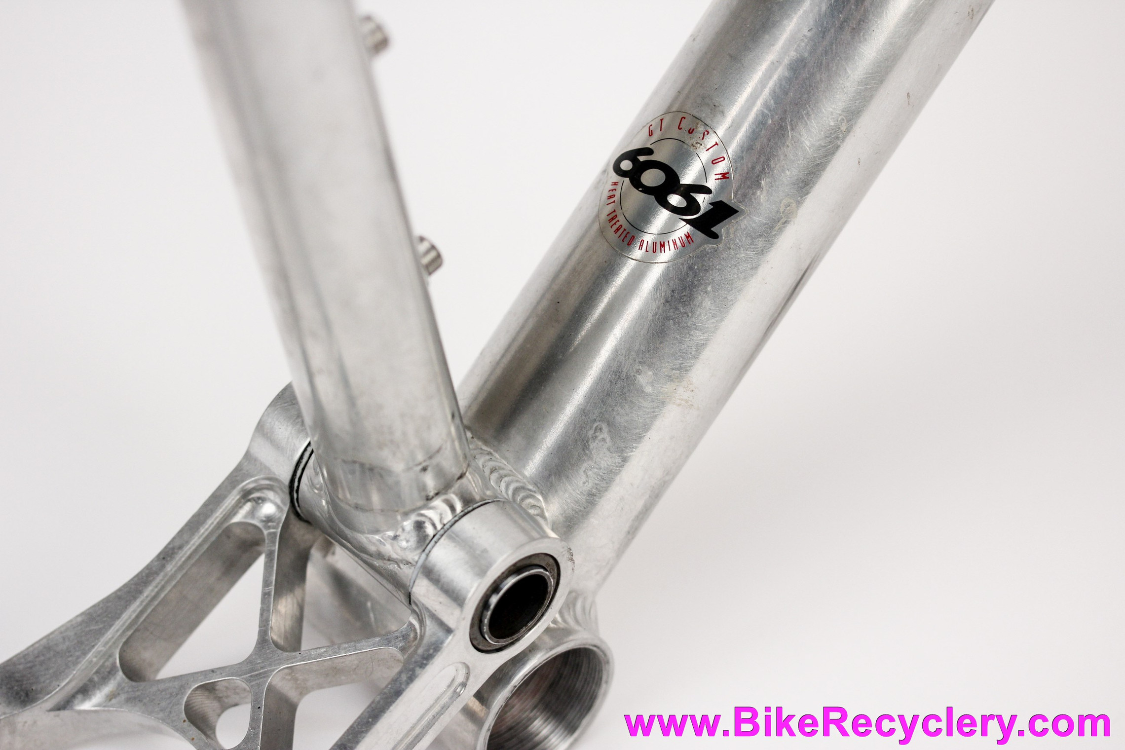 1997 GT LTS-1 Frame: 18