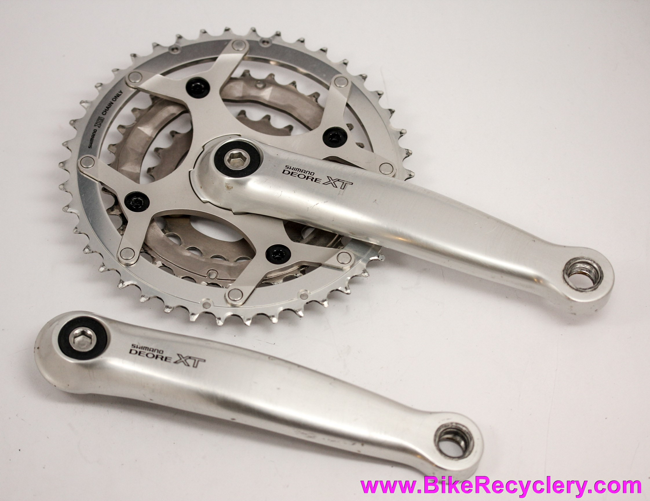 Shimano Deore XT FC-M739 Crankset: 175mm - 42/32/22t (Near Mint