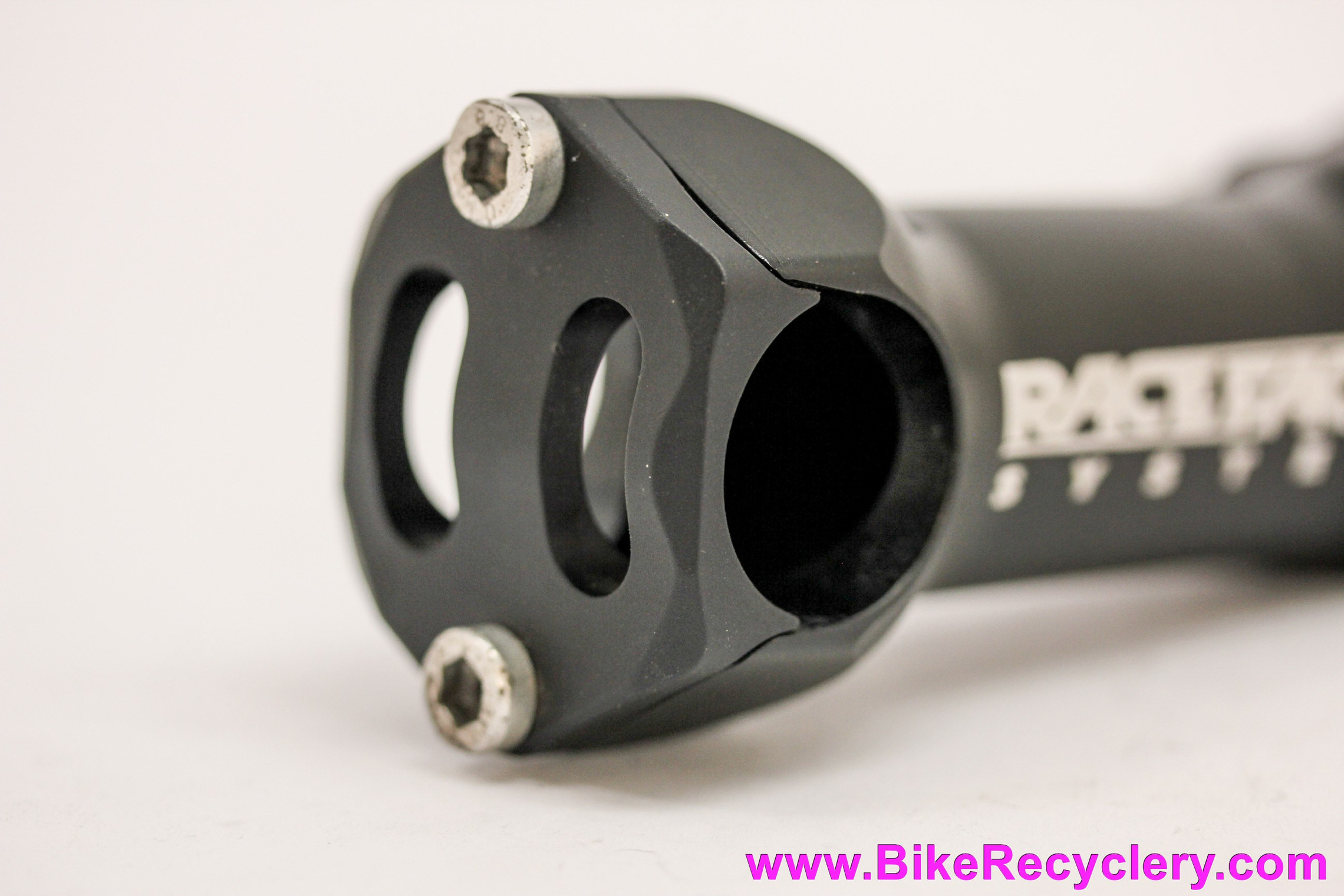 Race Face System Threadless Stem: 1 1/8" x 110mm x 25.4mm - Vintage 1990's (Mint)