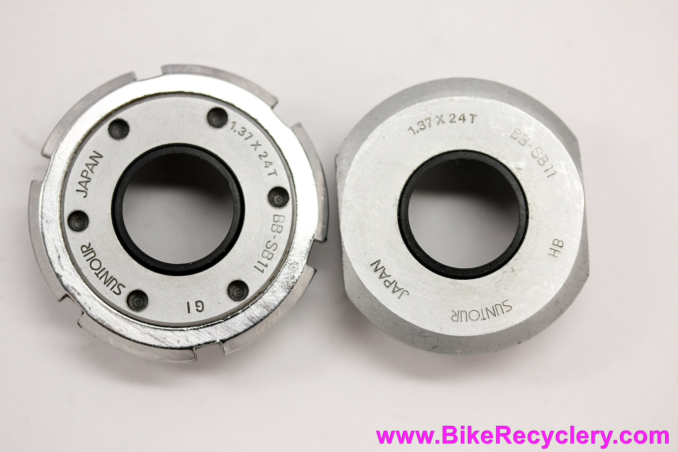 Suntour Superbe Pro BB-SB11 Bottom Bracket: 112mm x 68mm (MINT <100 Miles)