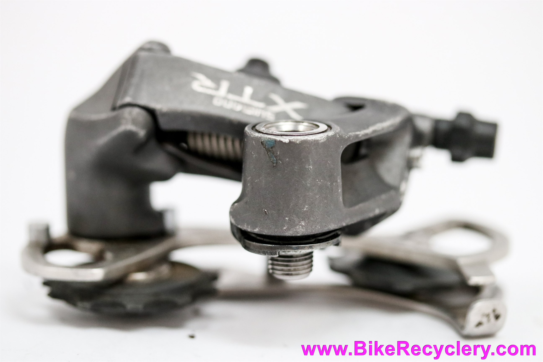 Shimano XTR RD-M952 Rear Derailleur: Medium Cage GS - Bike Recyclery