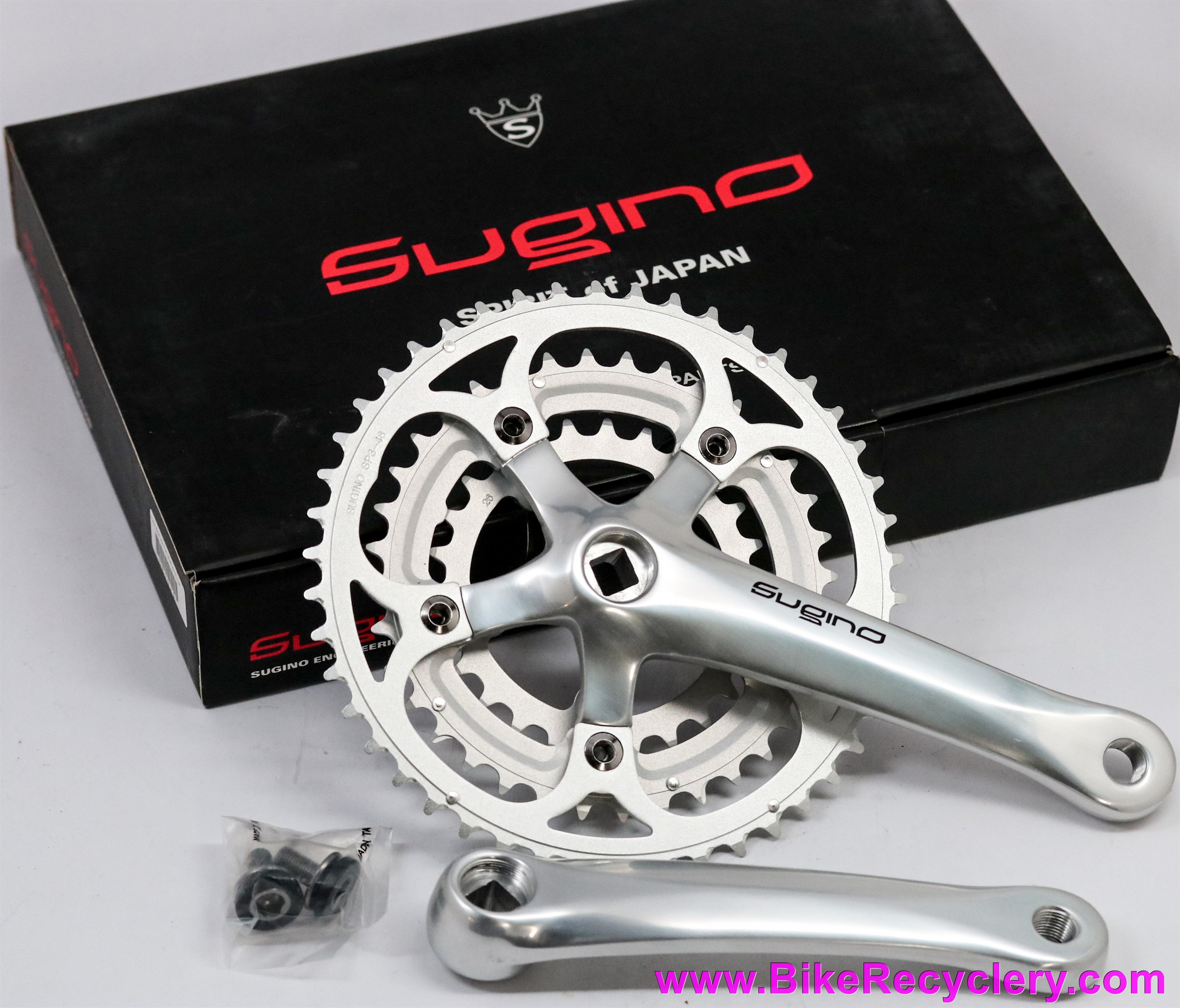 Sugino XD600 Triple Crankset: 165mm x 46/36/26t - JIS Square Taper 