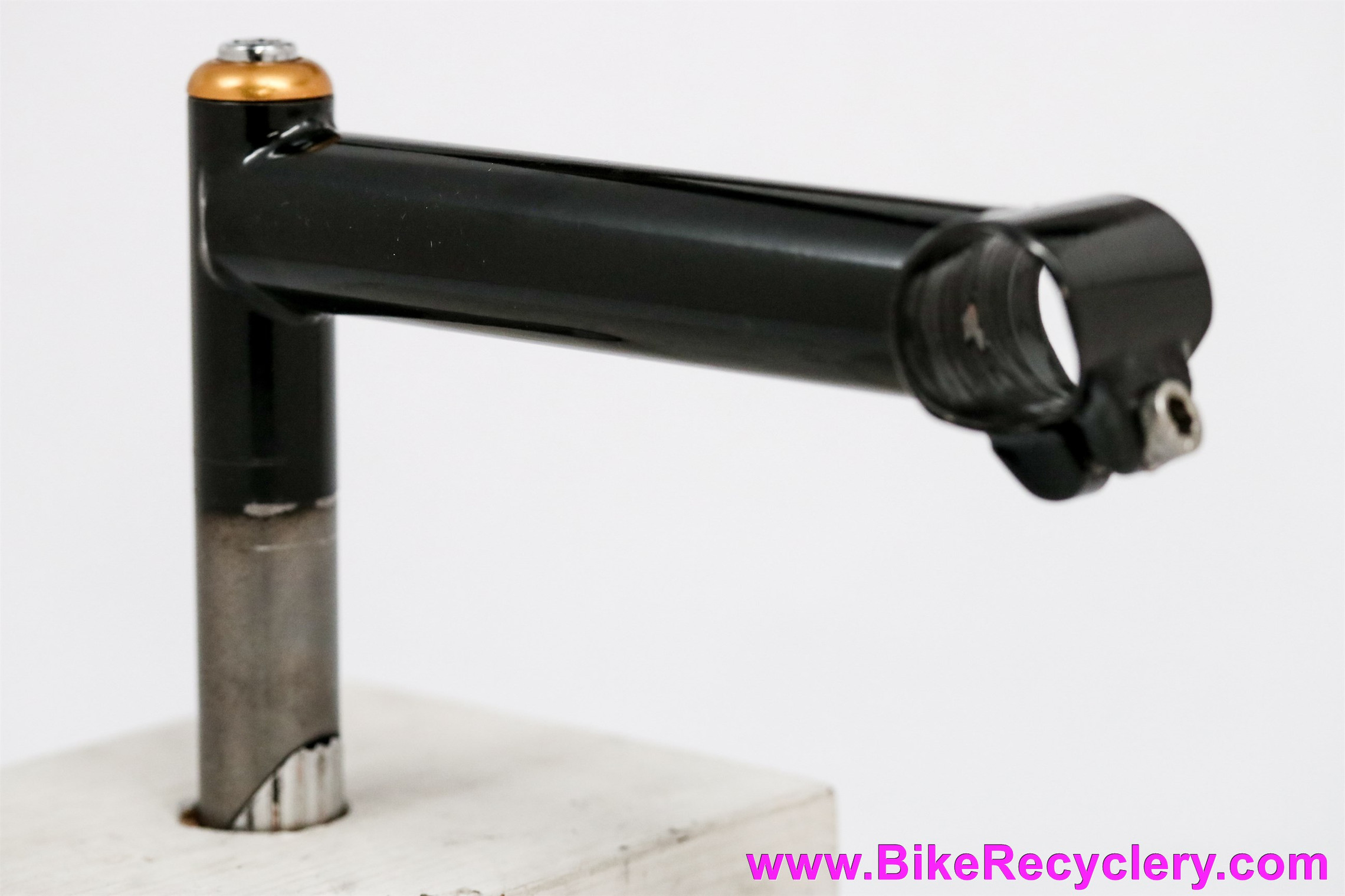 NOS Salsa Cycles Moto Quill Stem: 140mm x 26.0mm - 90 DEG / Zero Rise - Gold Cap - Black