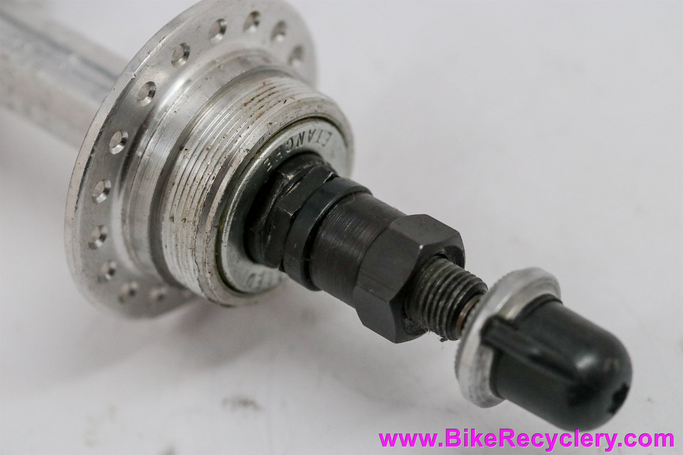 Maillard 700 ハブ Retro Bicycle Parts Maillard 700 Rear Hub 32H 122mm French