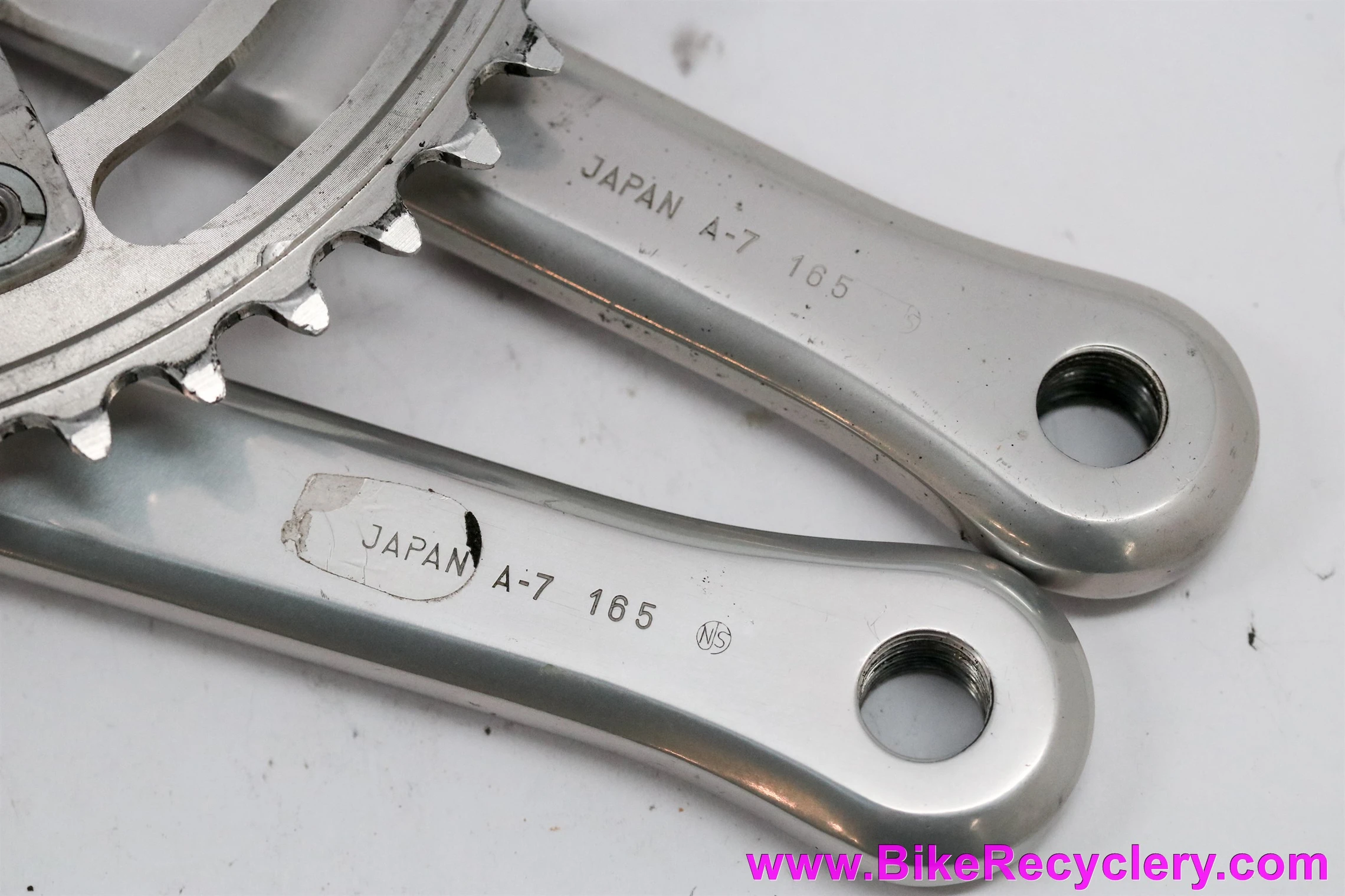 Sugino 75 NJS Track/Pista Crankset: 165mm x 48t Superbe x 144mm 