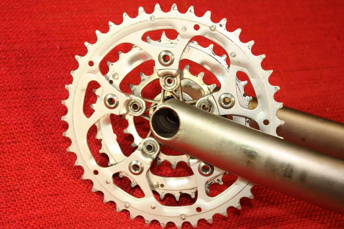 Sweet Wings Crankset + BB + Catalog: 175mm x 44/32/22t - Dust Caps - 1990's Retro MTB (Near Mint+)