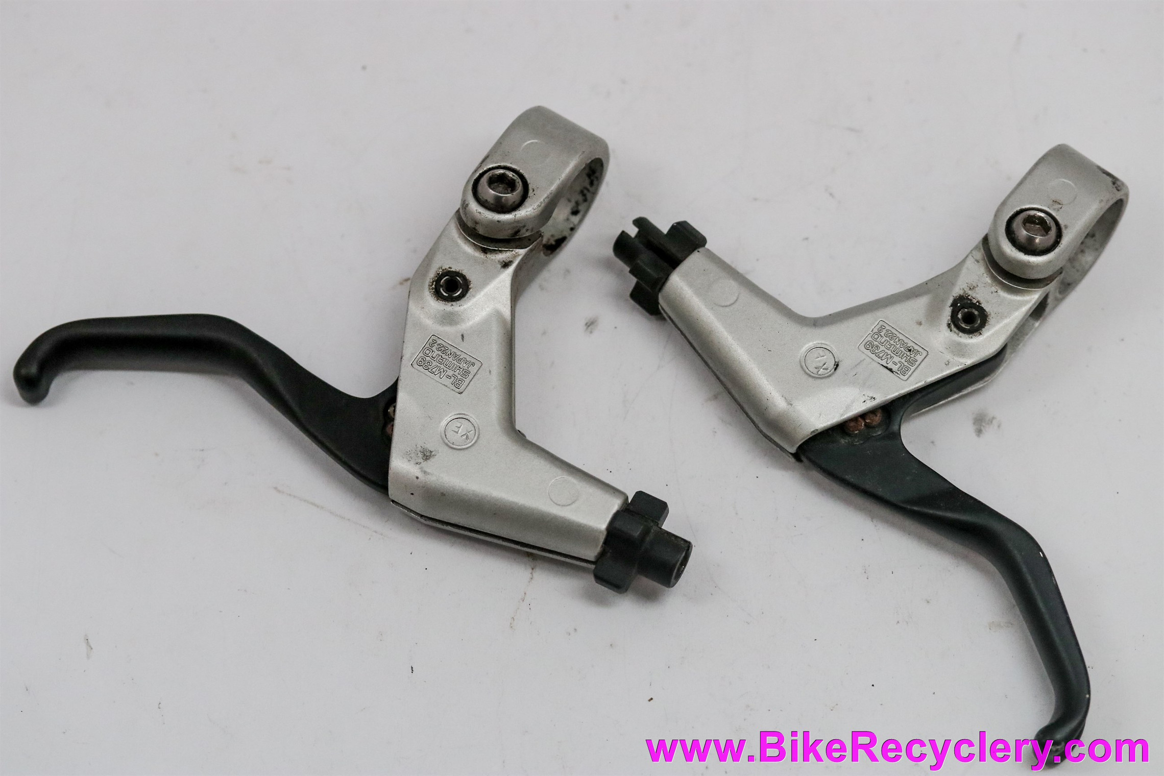 Shimano XT BL-M739 V-Brake Levers: Silver/Black - Vintage 1990s