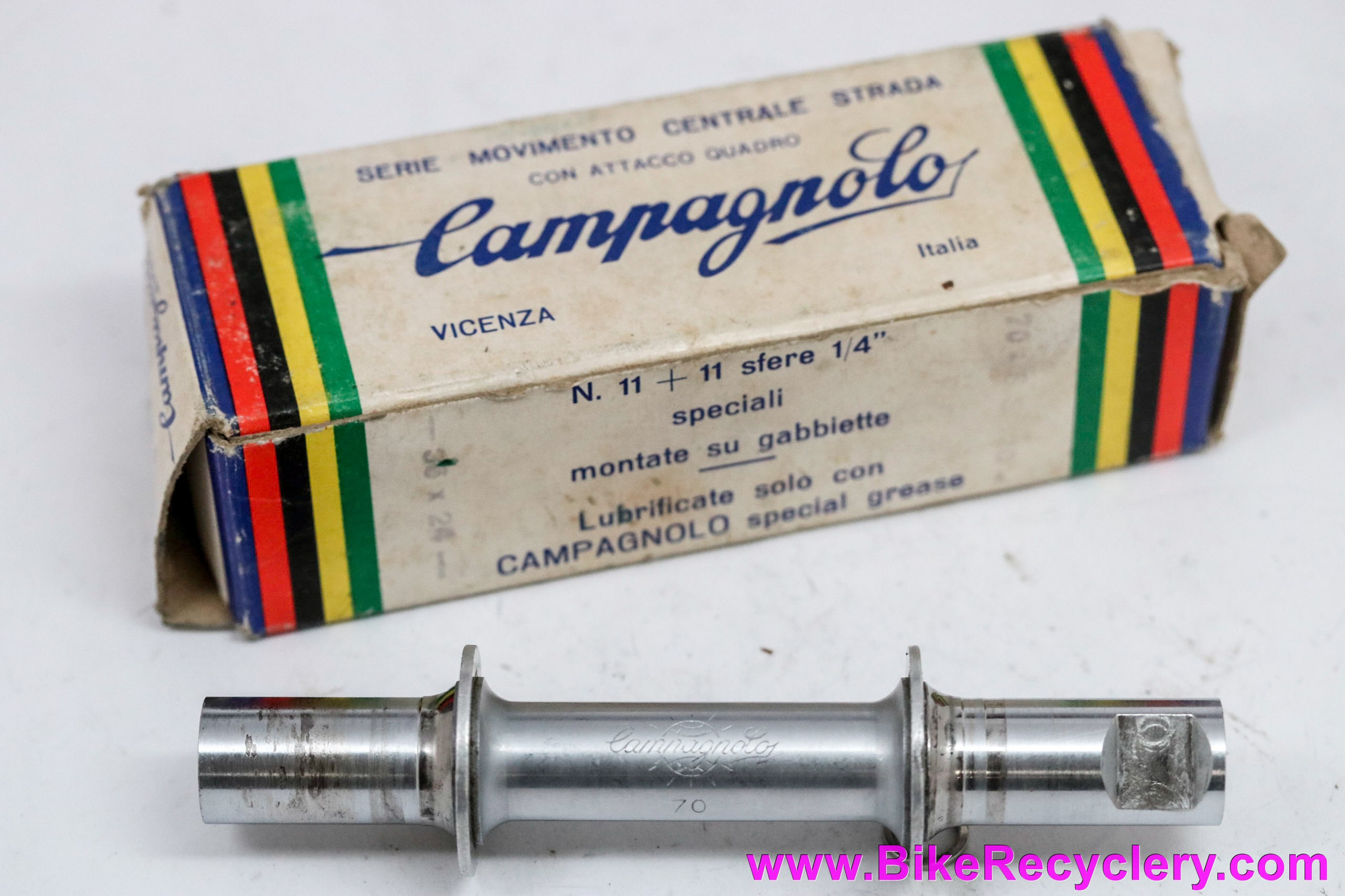 Campagnolo カンパニョーロ Campagnolo(カンパ ) 1960-70年代 Pista ピスタ BBアクスル 109mm. 68-P-120 新品 Cレコード以降のロードにも