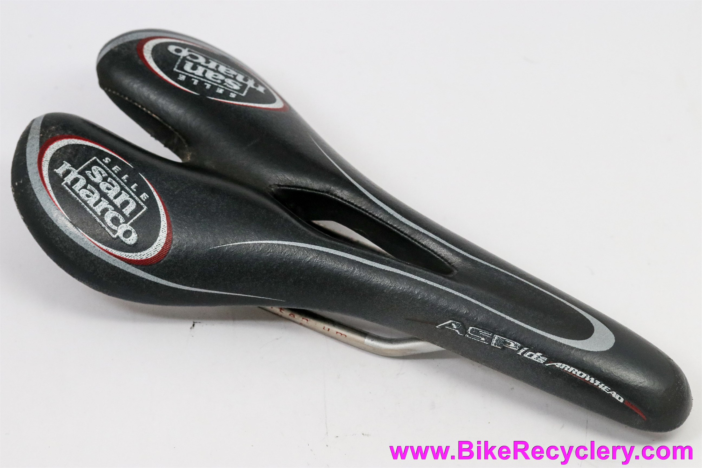 San Marco Aspide Arrowhead Titanium Saddle: Black - Cutout - Bike