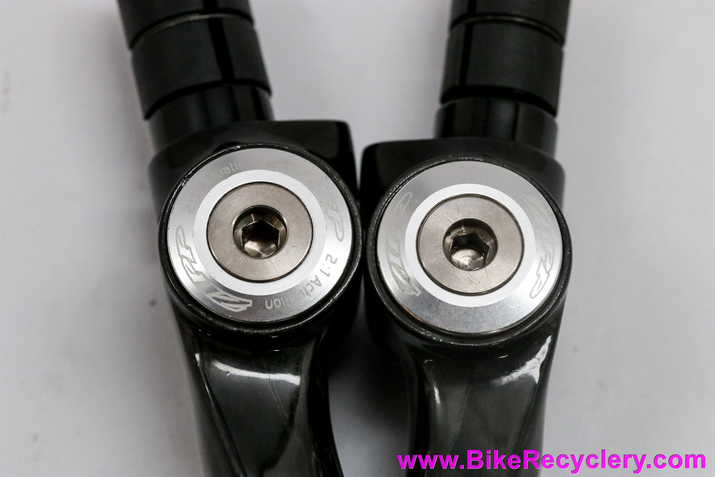 SRAM/ZIPP Vuka R2C Carbon Bar End Shifters: 2x10 (New, shop wear 