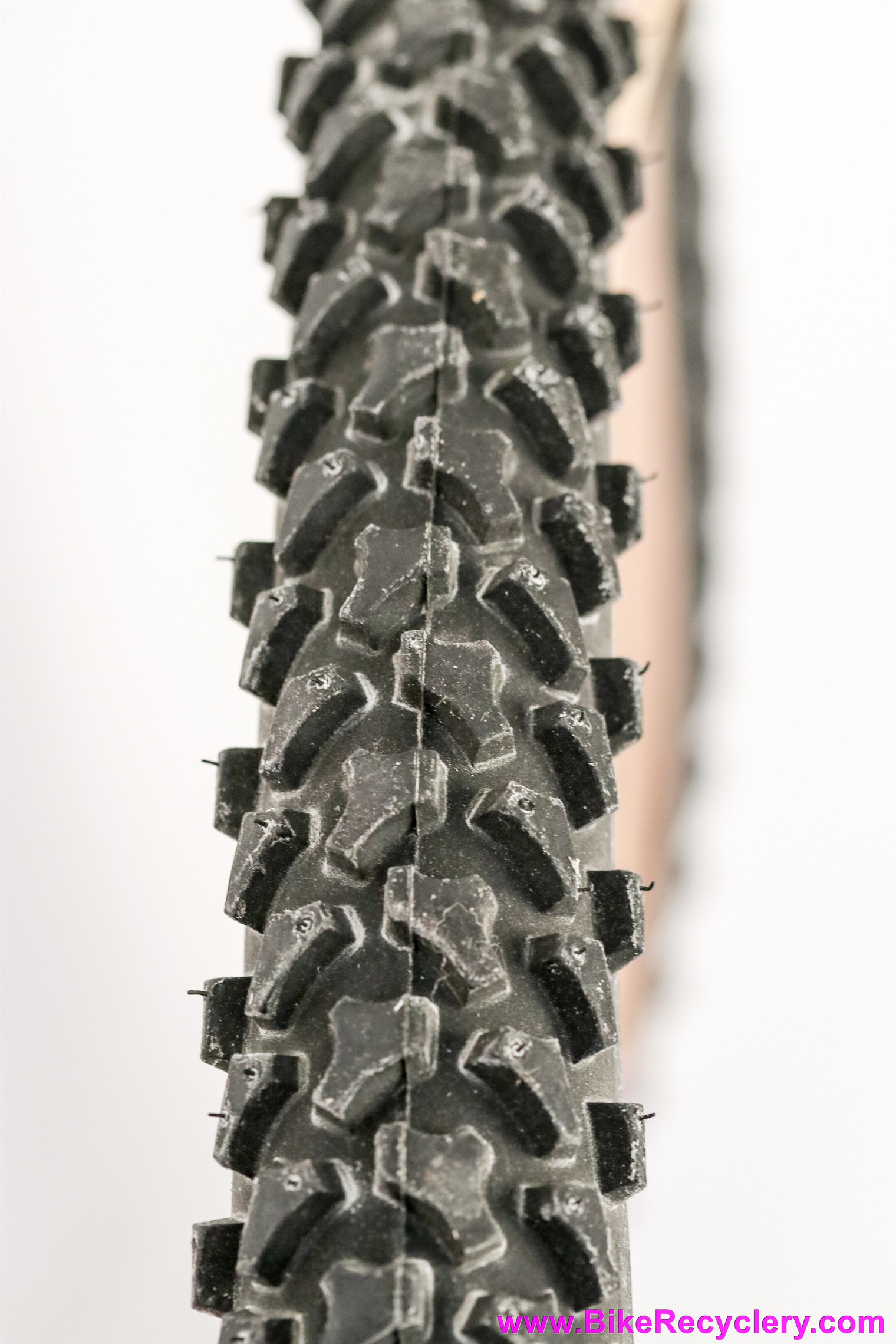 Ritchey Megabite COMP Gravel Tire – 700 X 38mm Folding, Black, For Gravel & Cyclocross Riding