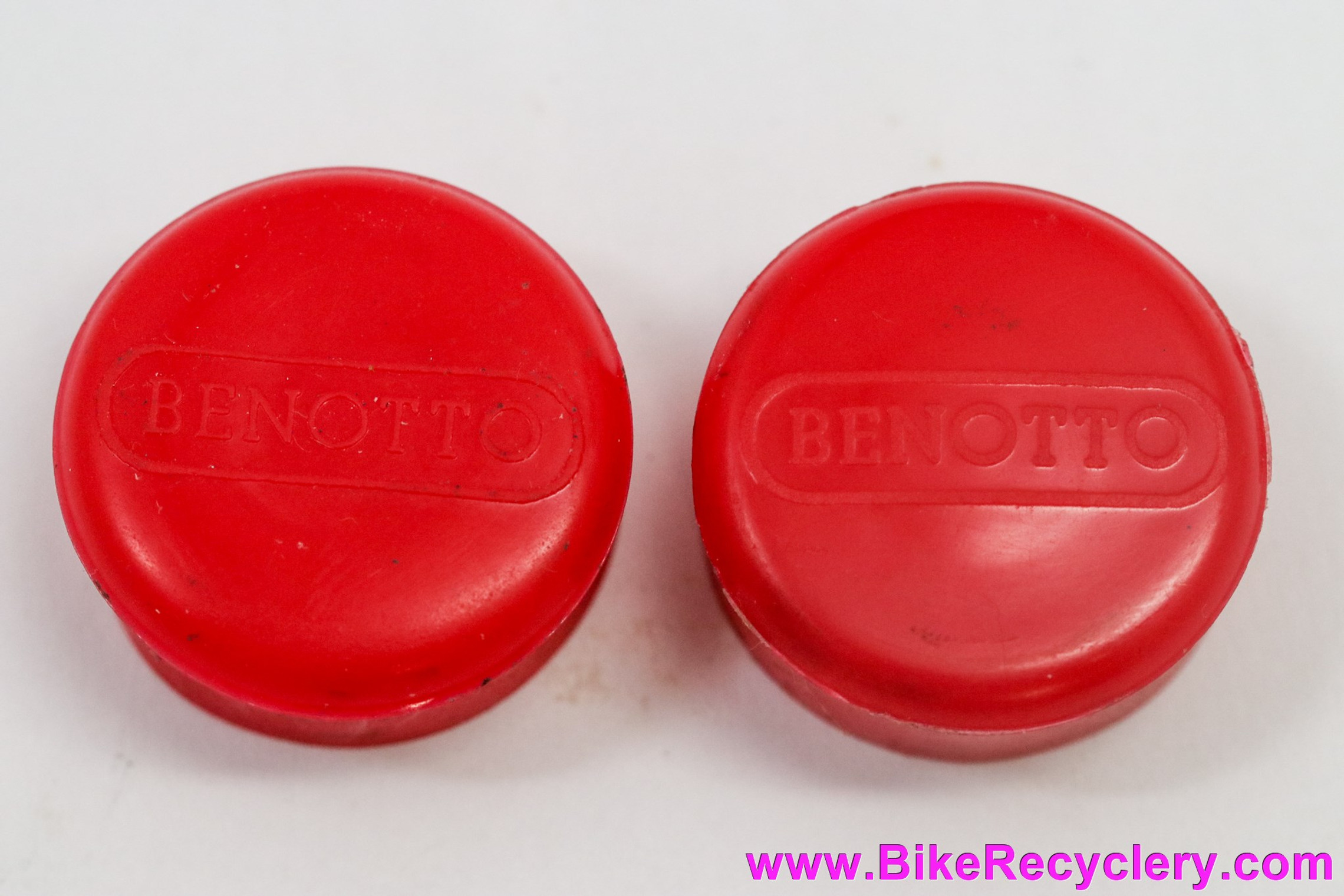 NOS Benotto Rubber Handlebar End Caps Red (Pair, shop dirt)