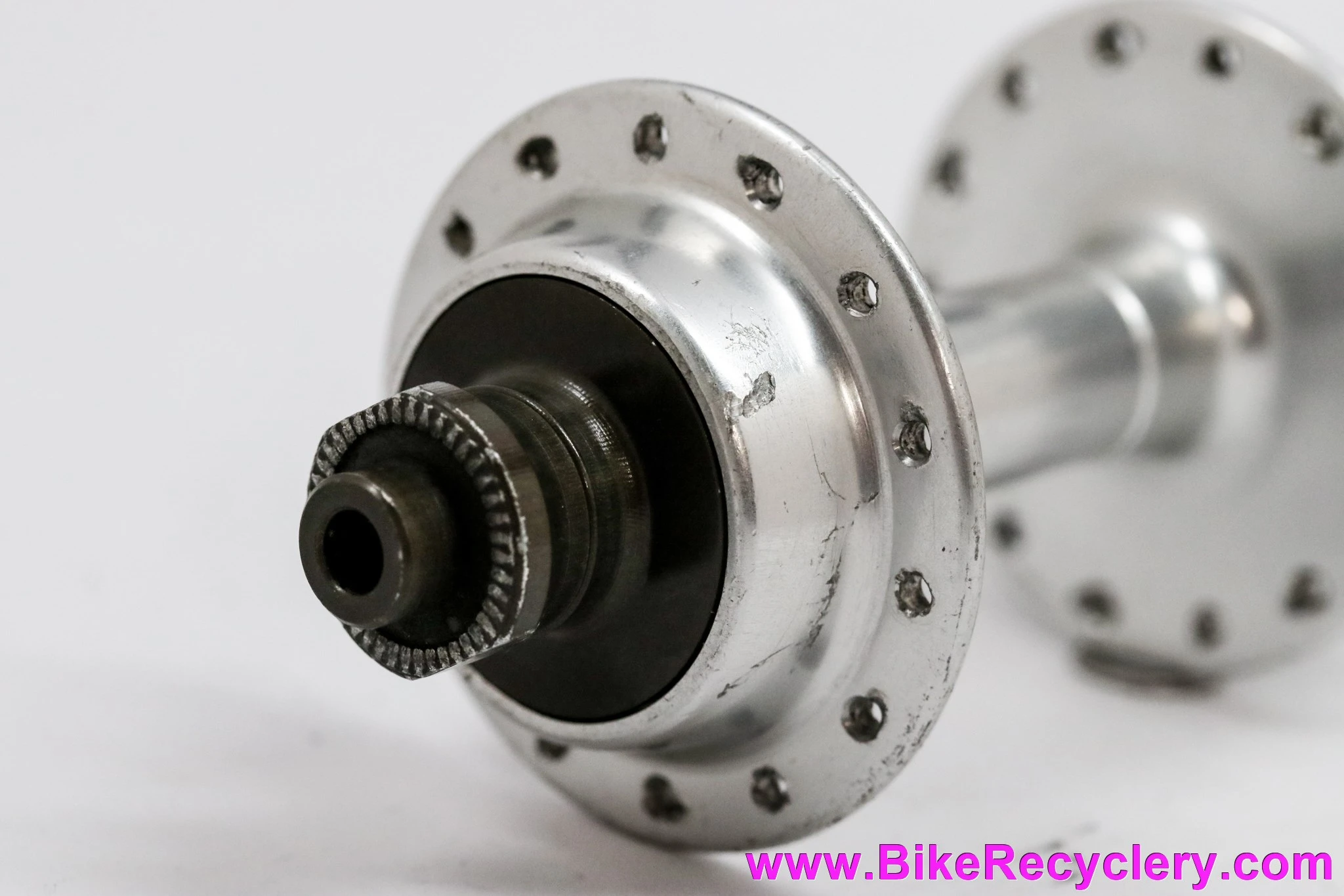 Pelissier 2000 Professional Rear Hub: Low Flange - 28H x 126mm - Silver (EXC)