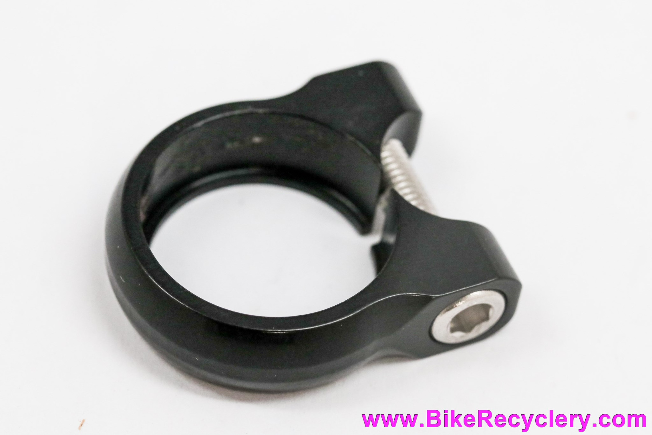 NOS DKG Bolt On Seat Clamp Binder: 30mm - No Logo 1980's - 1990's - Black