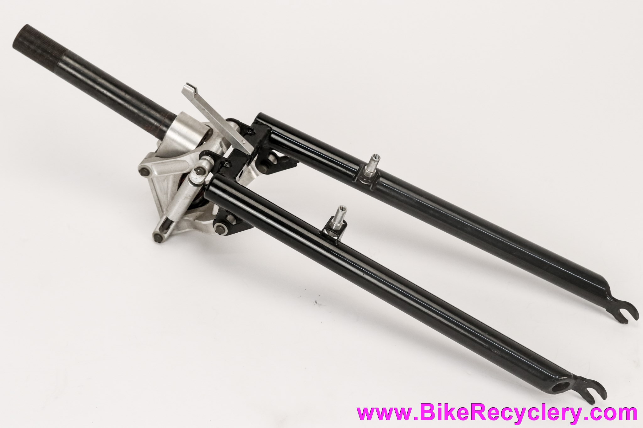 AMP Research F1 Concept Link 26