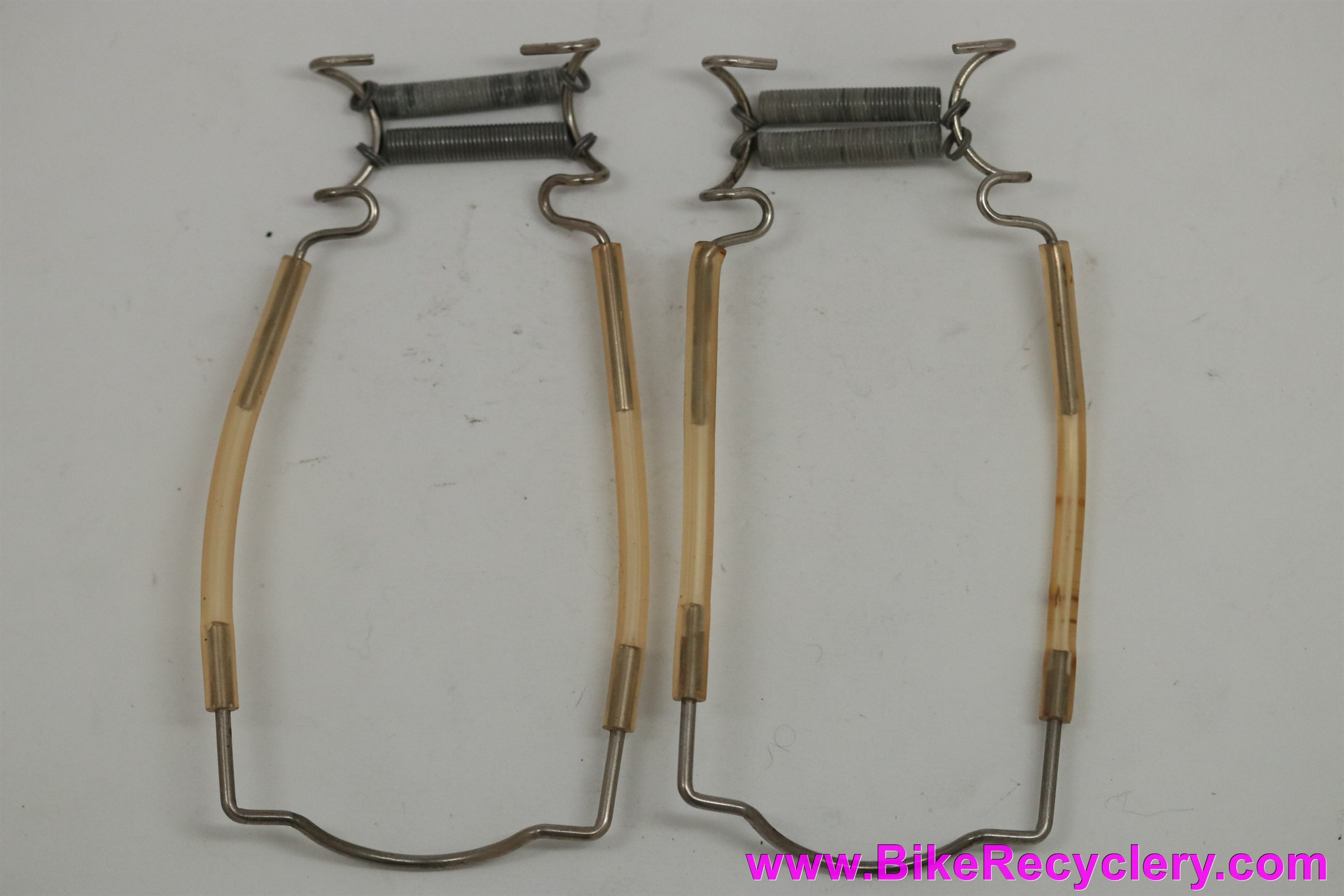 NOS Carlton Roadstar Fender Mount Tyre Savers Flint Catchers: 1940's 1950's - Rare! (Near Mint)