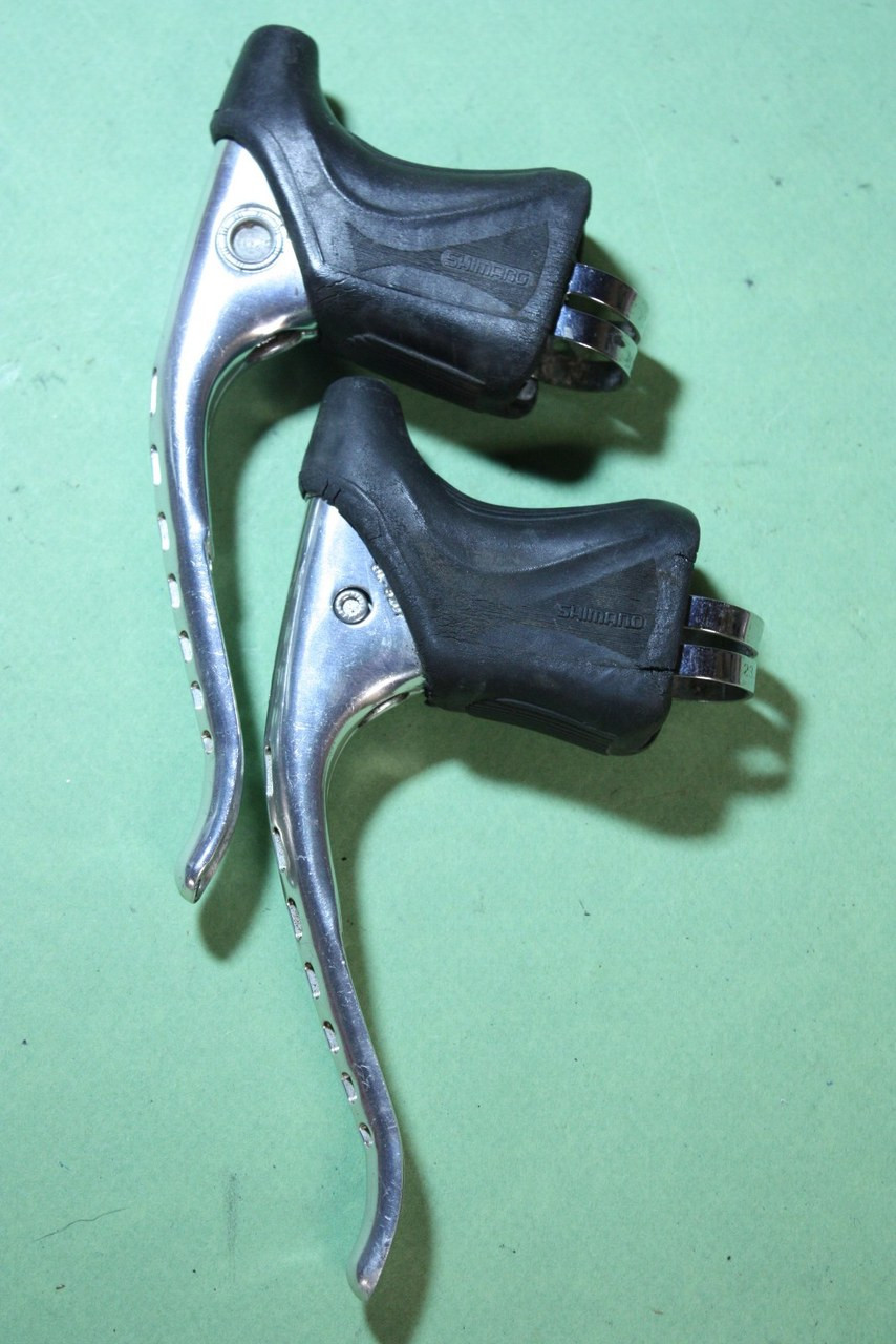 Shimano 600 EX BL6207 Brake Levers Non Aero, Slotted Bike Recyclery