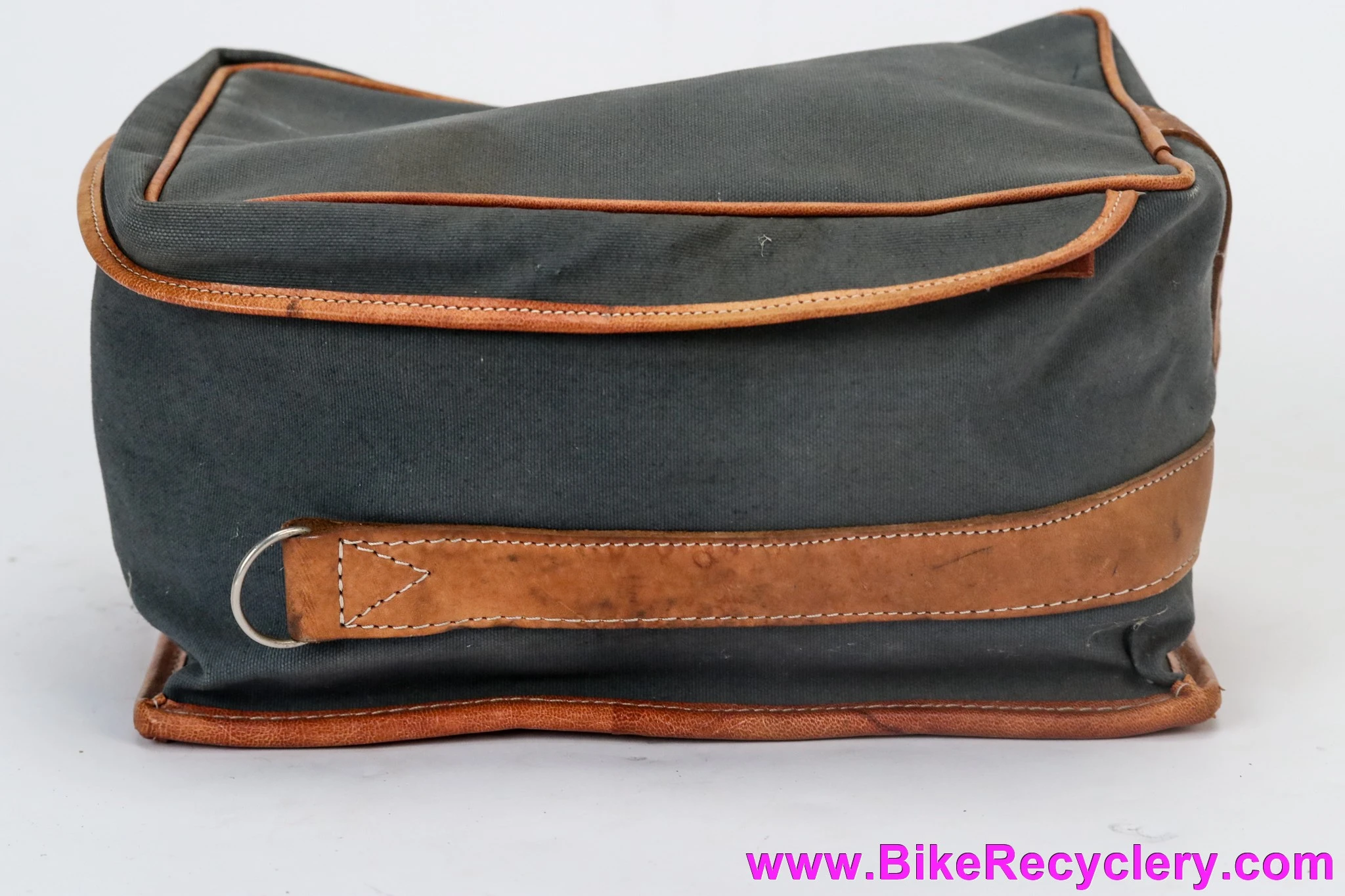 Gilles Berthoud GB587 Rear Rack Bag: Large 9L - Grey Canvas & Leather (EXC)