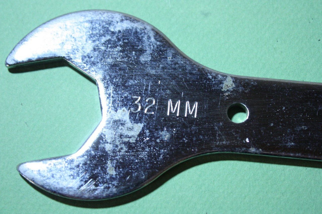 Park Tool HCW-7 Headset Wrench: 32mm, 30mm Bike Recyclery