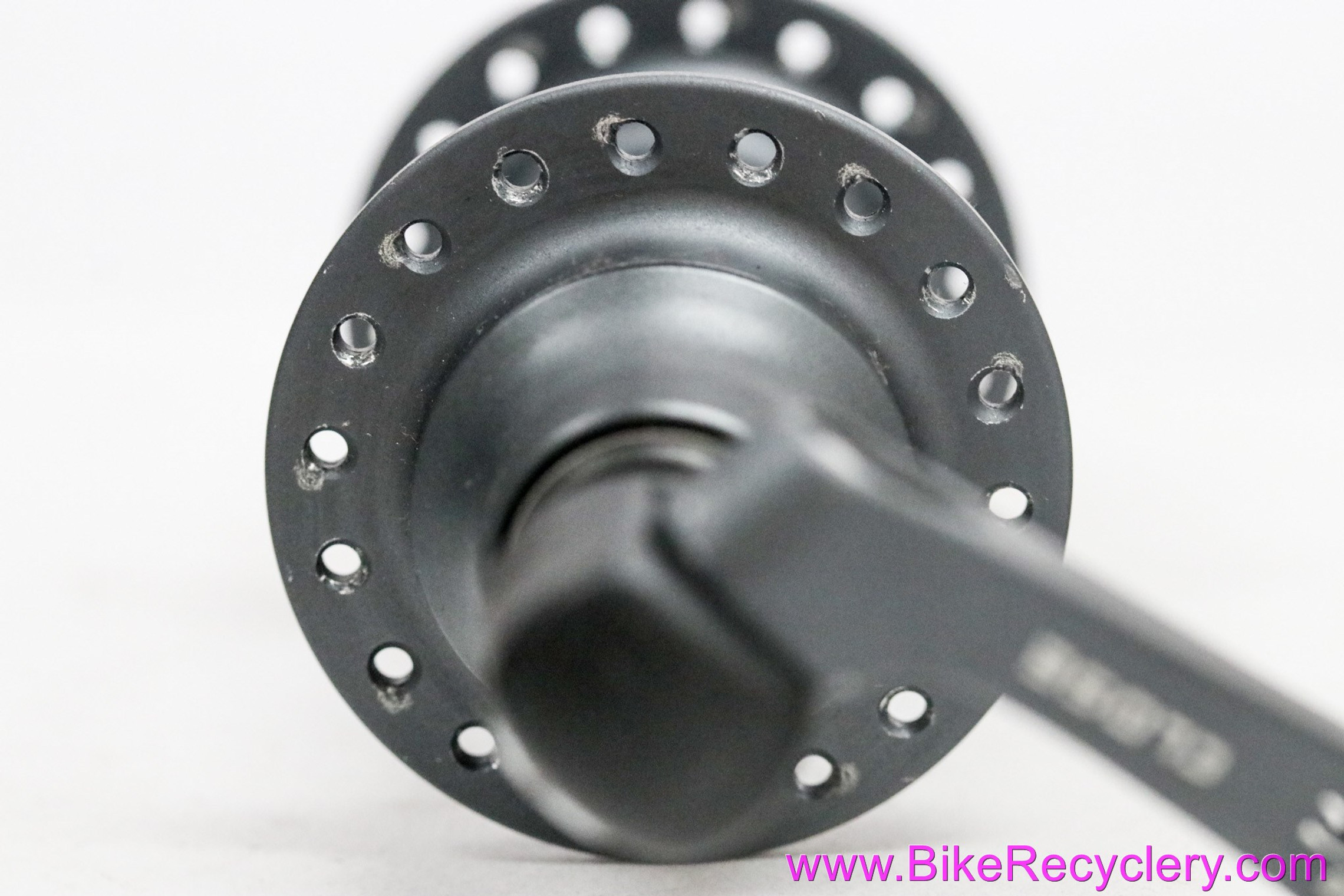 NOS Shimano XTR FH-M950 Rear Hub: 36H - 8/9 Speed - QR