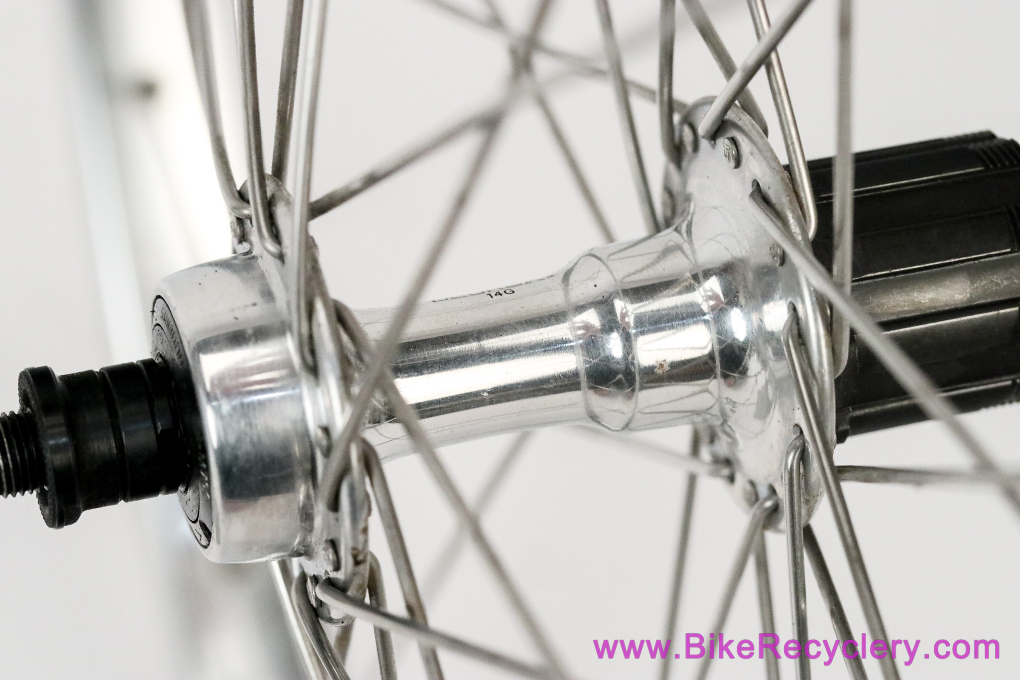 Shimano XT FH-M730 x Saturne X32 Rim Brake 26" REAR Wheel: 32H x 130mm Uniglide (EXC++)