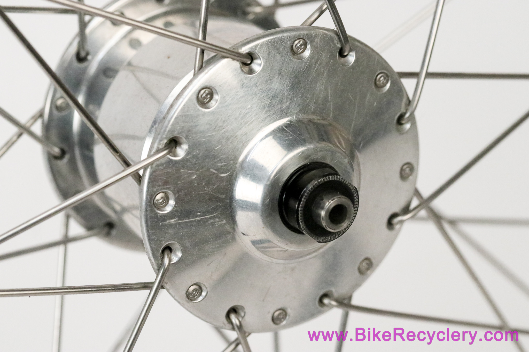 700c Son 28 Klassik / Campy Chorus 10s / Velocity Razor Dynamo Wheelset: 32H - 9/10/11/12s - QR (EXC+)