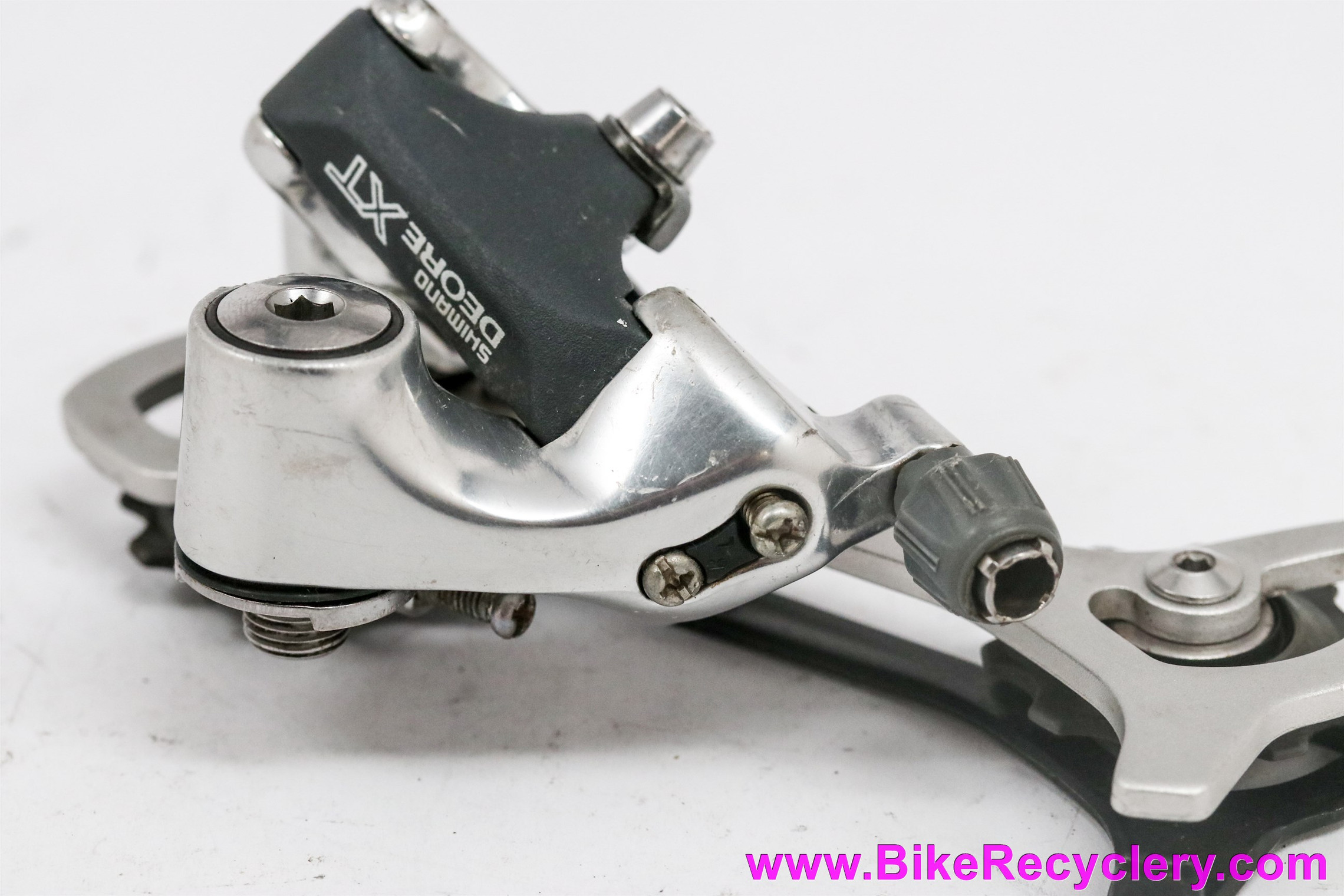 Shimano XT RD-M739 Rear Derailleur: SGS Long Cage (Near Mint+ Low Miles!)