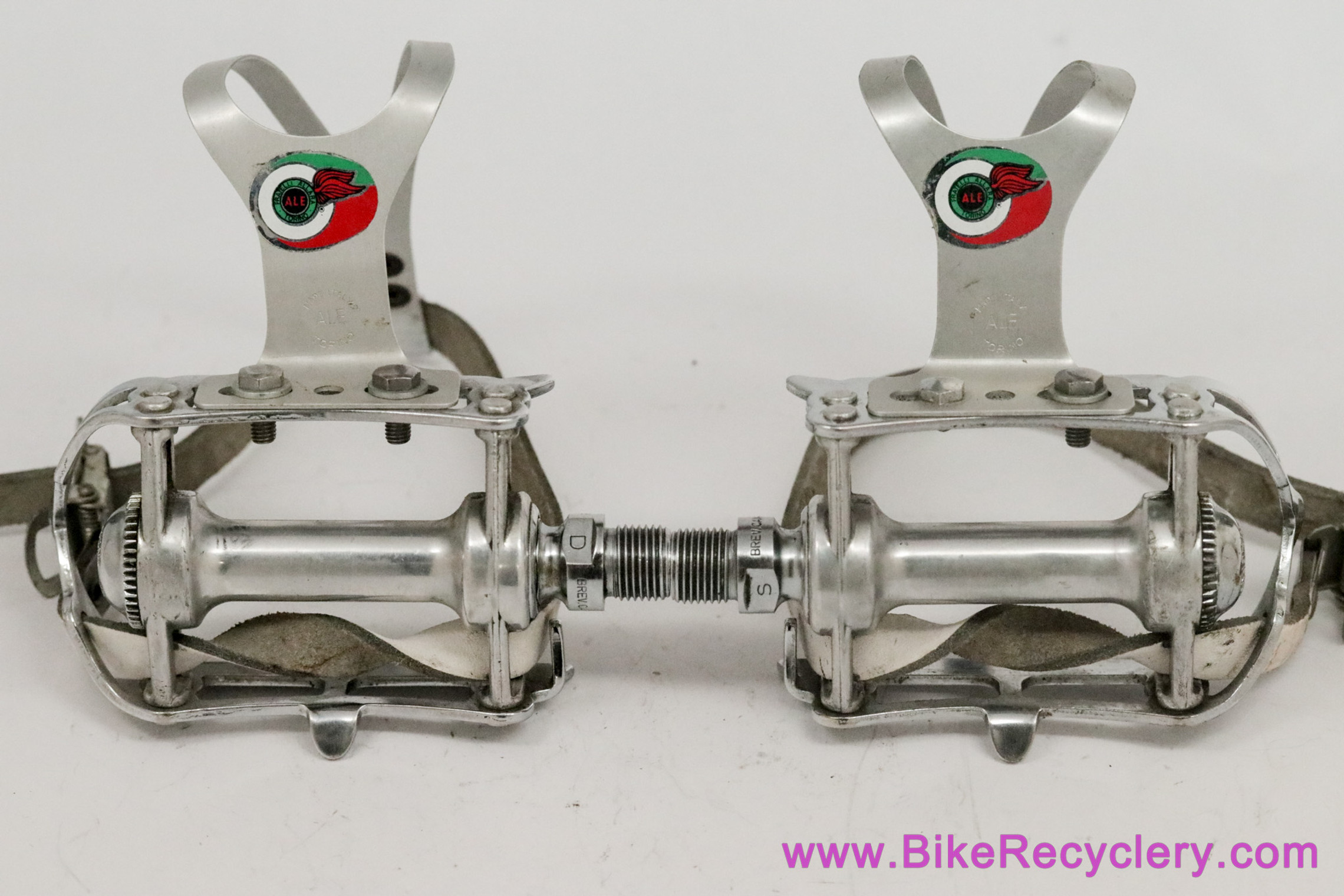 Campagnolo Nuovo Record Pedals: #1037 - Chrome - Med Clips