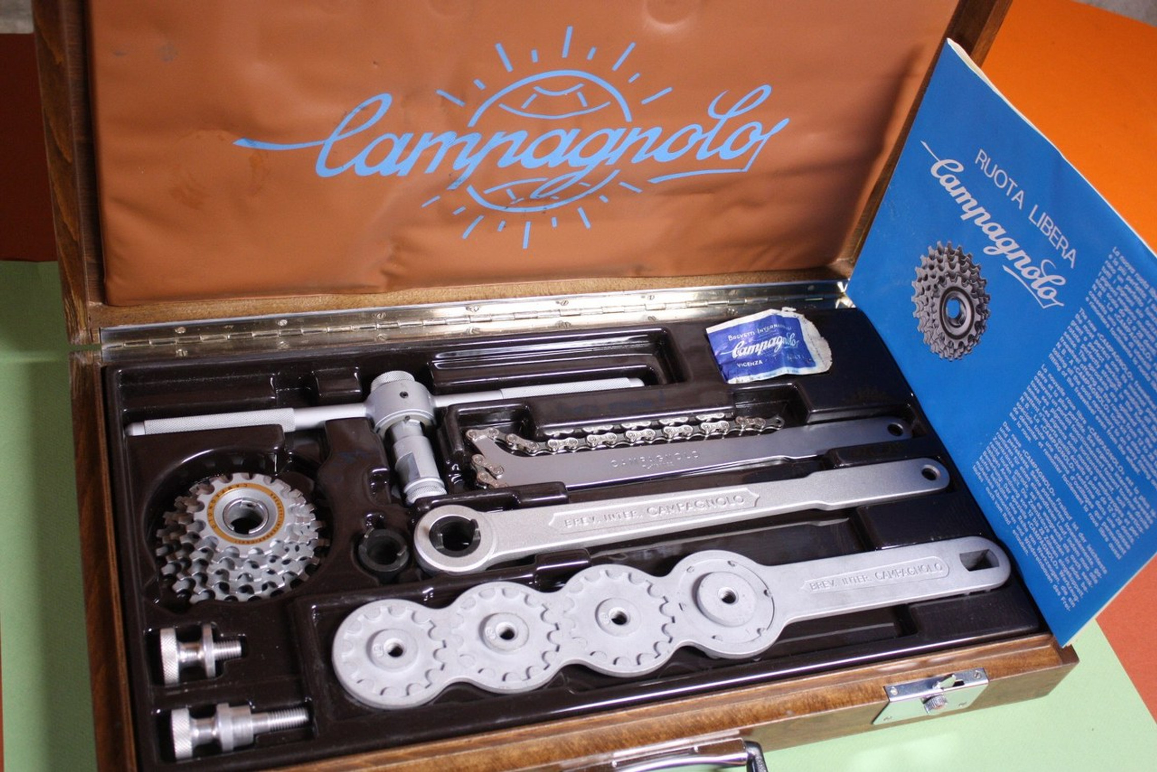 Freewheel tool set Clearance