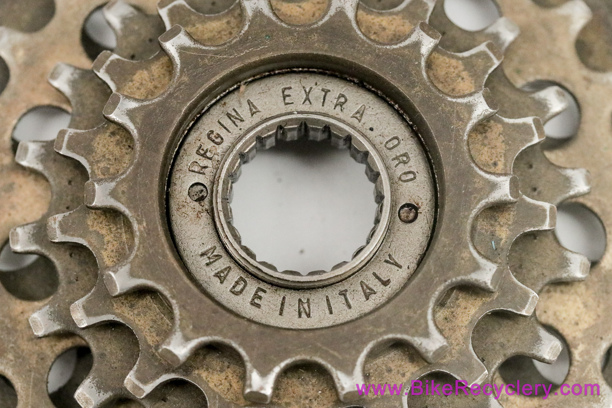 Regina Oro 5 Speed Freewheel: 14-31t Wide Range MTB/Touring - Gold (Near Mint)