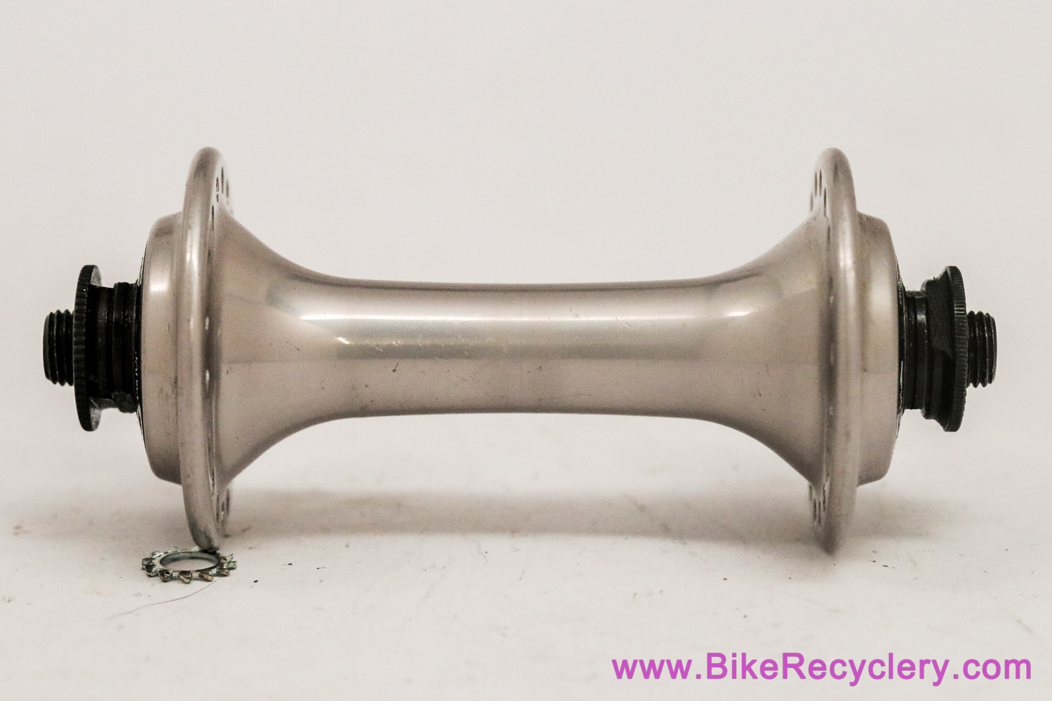 Shimano XTR HB-M900 Front Hub: 36H (Perfect Bearings Near Mint+ Low Miles)
