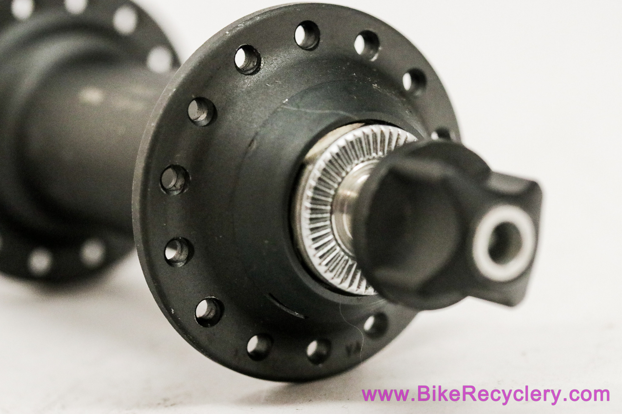 Shimano XTR HB-M950 Front Hub + QR Skewer: 28H (Perfect Bearings