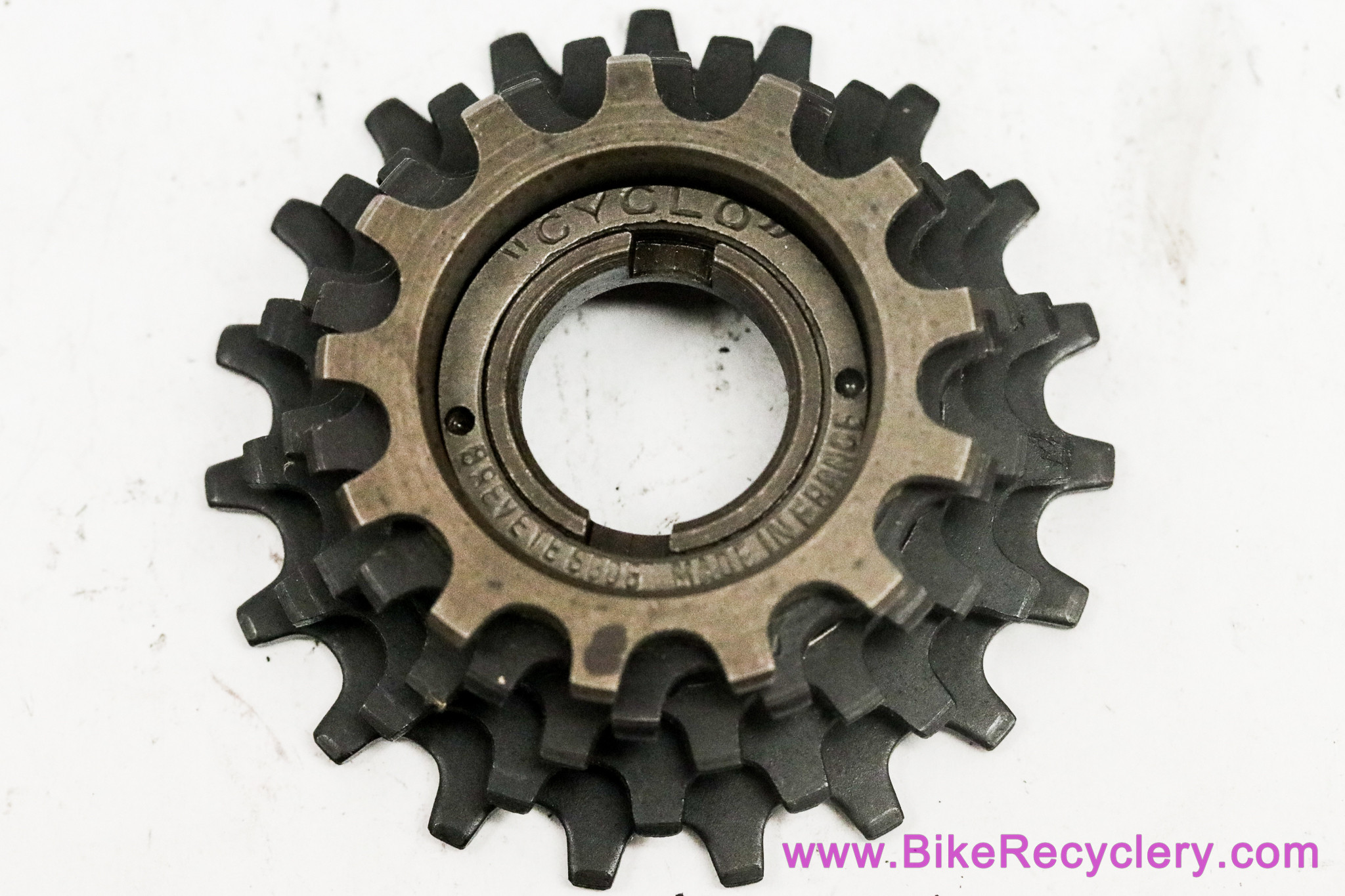 NOS Cyclo 5 Speed Freewheel: 13-19t - French Threaded 34.7 mm x 1 mm (1970's?)